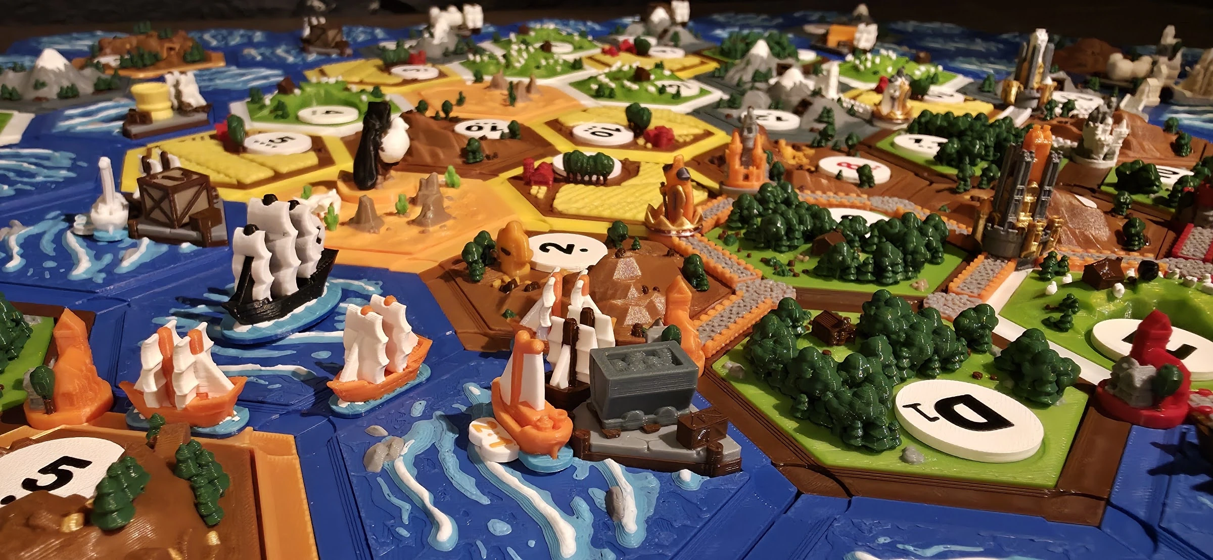 Deluxe Base Game + Seafarers + Cities & Knights 3D Upgrade — 3–6 Players — photo 7